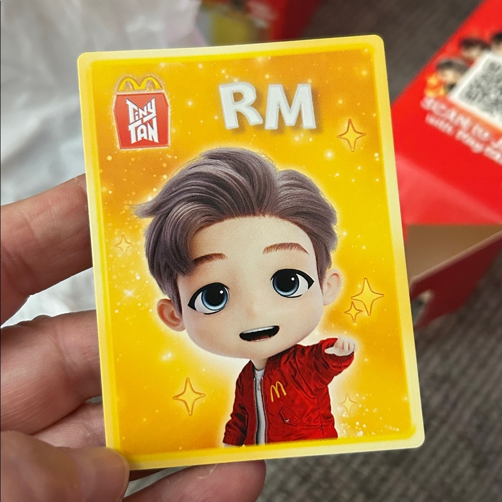 🟣 5/$15 McDonald’s tiny Tan figurine RM K pop NEW encore edition BTS - Picture 6 of 8